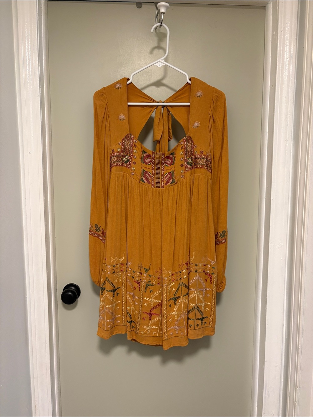 Free People Rhiannon embroidered dress. Size see measurements